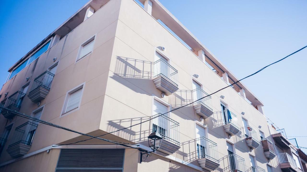 Apartamento En Centro Tradicional Alicante Luaran gambar