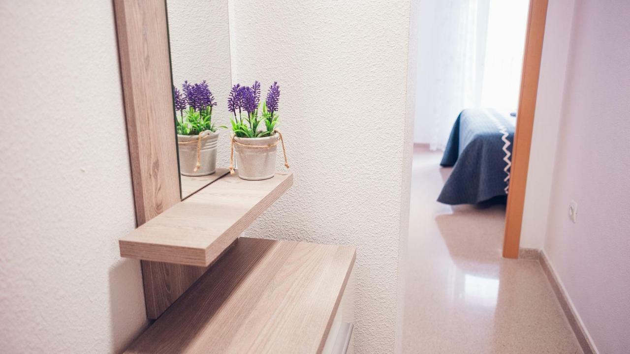 Apartamento En Centro Tradicional Alicante Luaran gambar